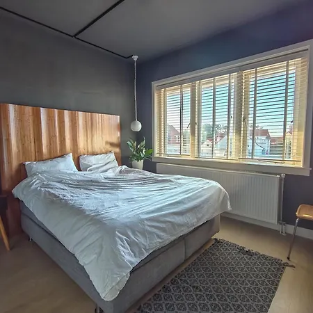 Dom wakacyjny Sunny Family House